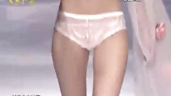 欧洲丝袜走秀视频,欧洲时尚走秀惊艳瞬间